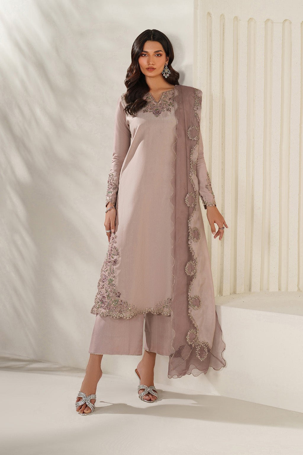 Iznik Luxury Festive Formal 25 - UE-613 Ramen Silk