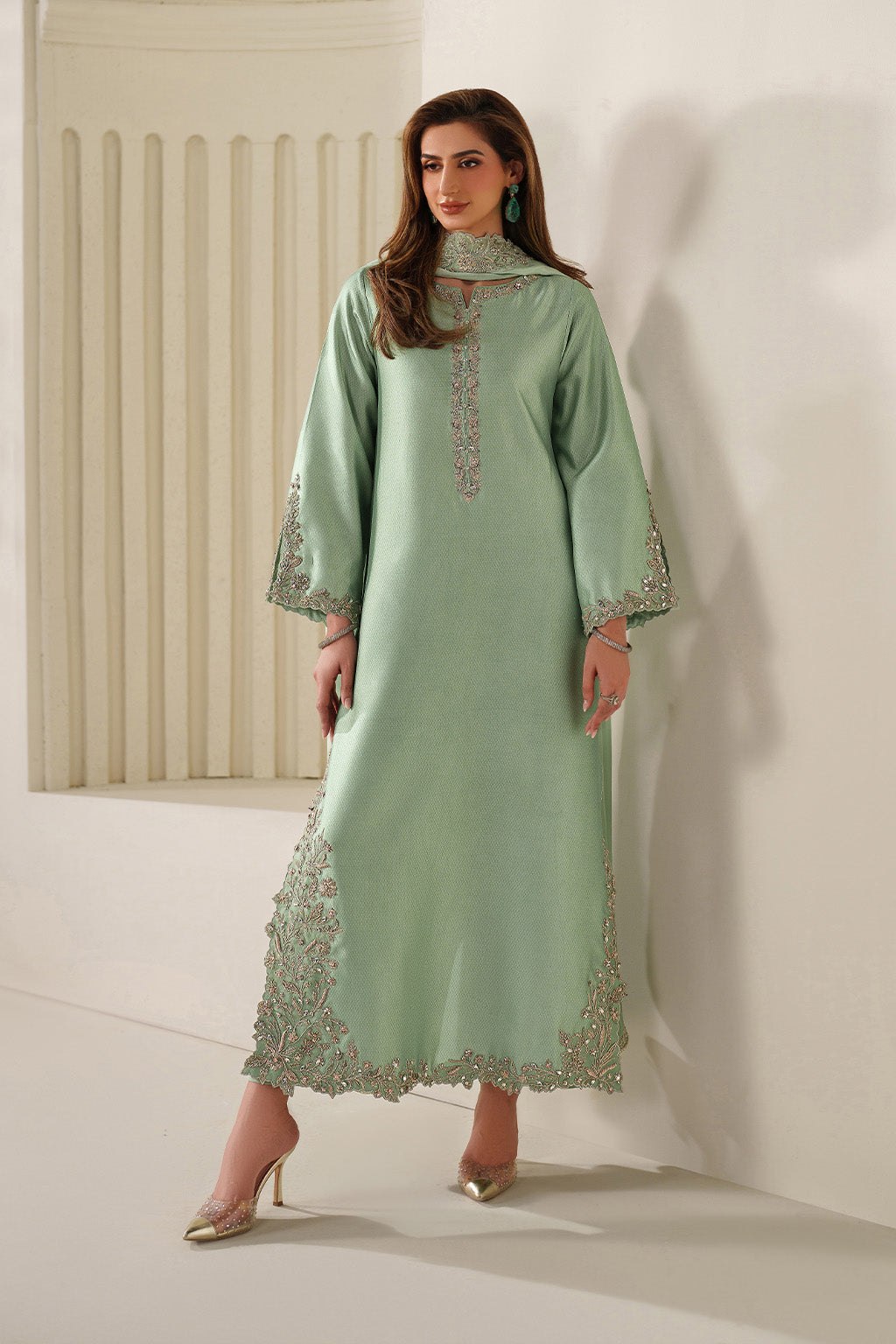 Iznik Luxury Festive Formal 25- UE-615 Textured Silk