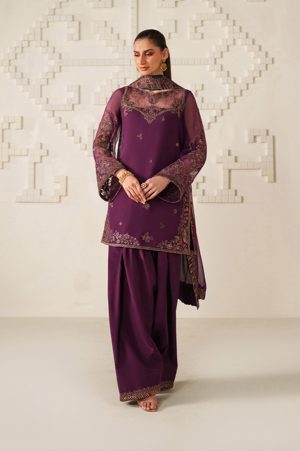 Iznik Luxury Festive Formal 25- UE-624 Embroidered Chiffon