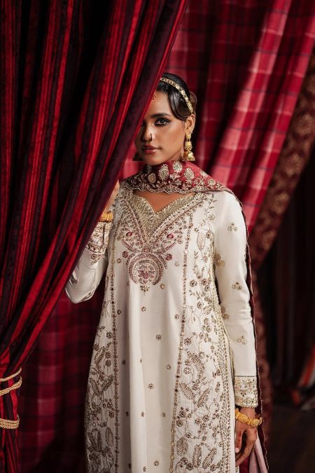 Divani By Afrozeh Embroidered The Silk Edit'25- Khuld