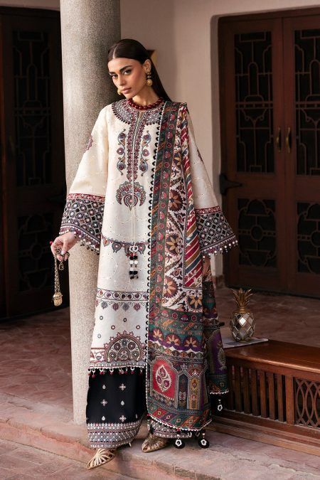 Jazmin - Embroidered Luxury Lawn SL26-D02